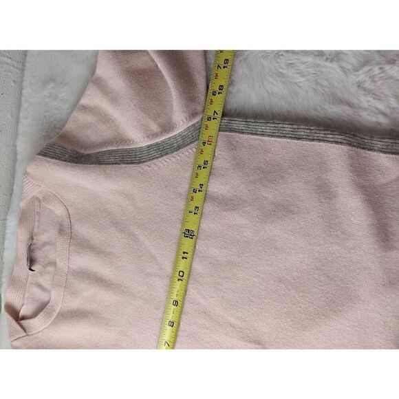 3very Cashmere Pink Gray Colorblock Boat Neck Sweater With Side Slits Women's si - Picture 7 of 9